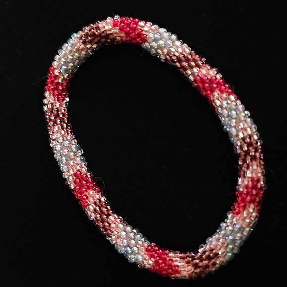 L&L Braclet - Picture 3 of 3